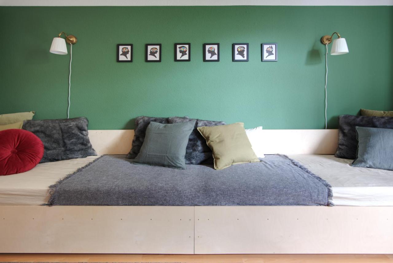 Vonbehling Boutique Apartment Mit 65Zoll Tv Und Designerstuecken Halle  외부 사진